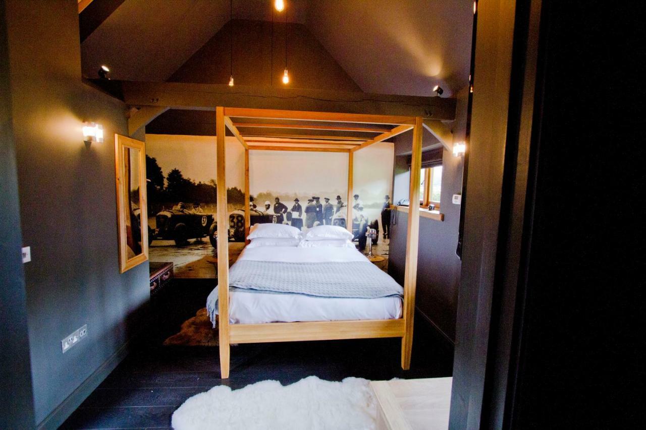 The White Horse Hotell Chilgrove Exteriör bild